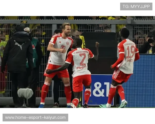 德甲拜仁短传连动如行云,攻防节节攀升