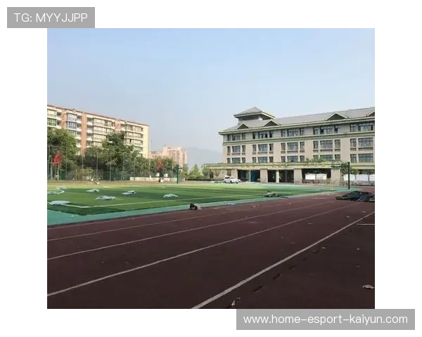 琑队如何完善青训场馆的公共服务功能，青训队要求